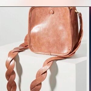 Elegant Brown Leather Crossbody Bag